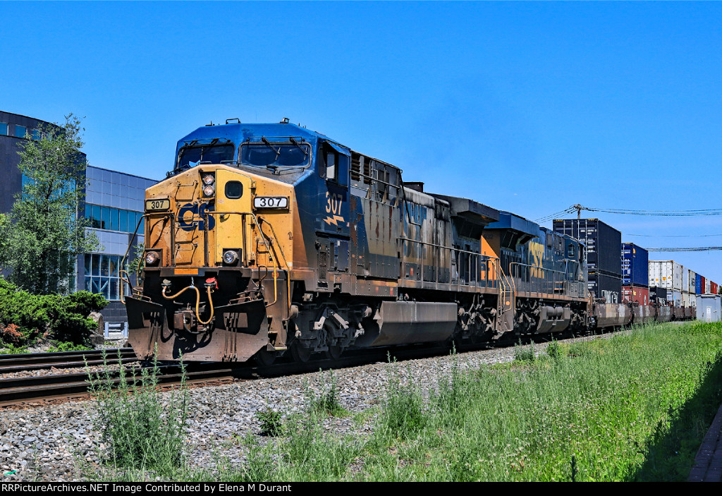 CSX 307 on I-168